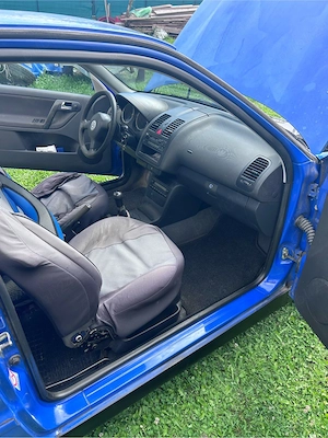 Proprietar vand VW POLO 1,4 mpi An 2000 - imagine 5