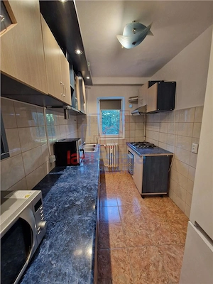 Apartament 3 camere, etaj 1 4, mobilat si utilat - Baza 3 - imagine 5