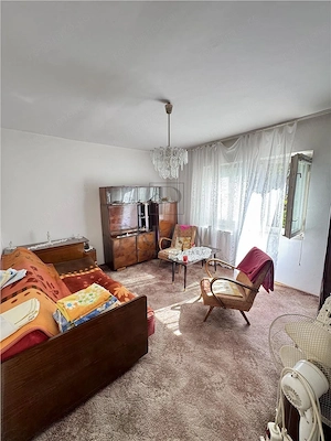 Bucovina, 2 Camere, Decomandat, Etaj 1 - imagine 2