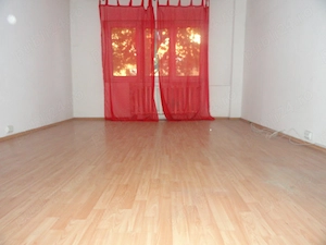 Apartament 2 camere decomandat, parter inalt, zona centrala -  aproape de Kaufland si Lidl, 80 mp