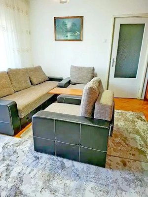 Zona Dâmbovița - Dau în chirie apartament cu două camere cu centrală proprie - imagine 11
