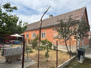 Vand casa sau schimb cu apartament - imagine 5