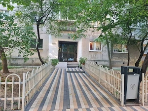 Apartament 3 camere decomandat chiar lângă Parc Sebastian, sector 5, București