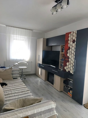 Ap.2 camere+terasă+curte proprie 80 mp - imagine 6