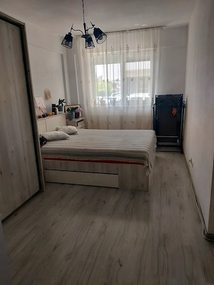 Ap.2 camere+terasă+curte proprie 80 mp - imagine 4