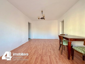 Apartament 2 camere ,Boul Rosu, 53 mp, et. 3 4 , spatios  - imagine 15