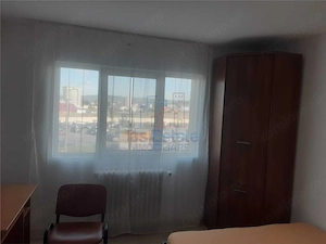 Garsoniera, etaj 2, zona Nicolina - ideala pentru investitie - imagine 2