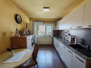 Apartament 4 camere, Sectorul 4/Izvorul Rece, 2 bai, 2 balcoane - imagine 14