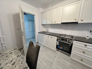Apartament 2 camere | Recent Renovat Etaj 1 | Zona Gh. Lazar - imagine 2