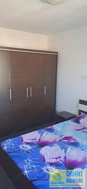 Tomis 2, Spital, de inchiriat apartament 3 camere, gaze, mobilat,  - imagine 2