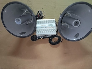 vând sistem 400w + microfon ,seconecteaza la orce Gheget dețineți.