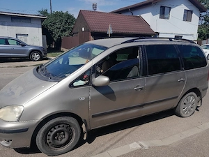Ford Galaxy 7 Locuri 