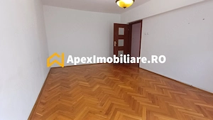 Apartament 4 camere de vanzare Unirii Parcare Privata / Garaj - imagine 12