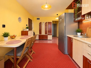 Apartament cu 3 camere, centrala proprie, de inchiriat – Zona Soarelui - imagine 2