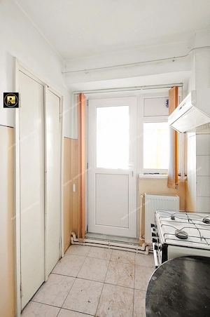 Vanzare apartament 2 camere dec., in Galati, Mazepa 1, centrala proprie - imagine 7