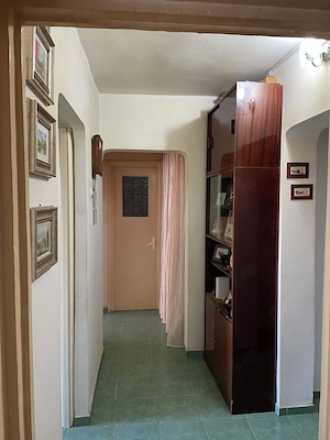 Vand apartament 2 camere, 50mp, decomandat, et.6 10 - Ploiesti, Parc Aurora Vest - proprietar - imagine 2