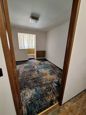 apartament 3 camere - imagine 3