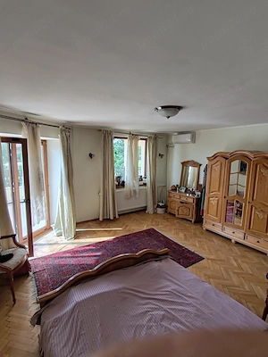 Vila de lux și teren 2600 mp pe malul lacului - imagine 2