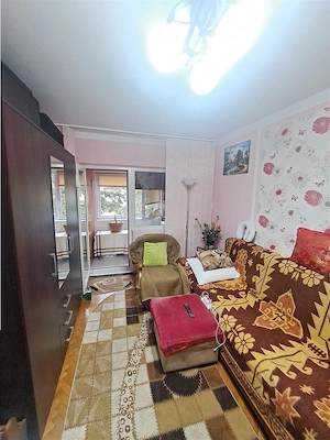 3 CAMERE, ETAJ 1, DECOMANDAT, CENTRALA TERMICA, ZONA SOARELUI! - imagine 6