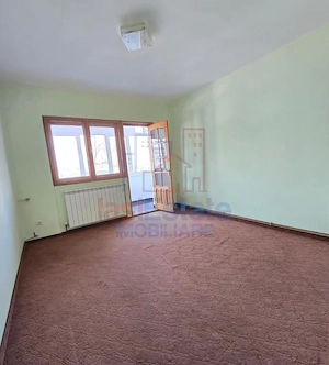Apartament 3 camere Podu Ros - imagine 3