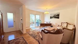 Vand apartament cu 4 camere pe 2 niveluri in casa in Reghin - imagine 10