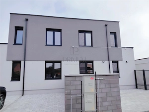 DUPLEX SPATIOS - ASFALT IN LUCRU - CURENT TRIFAZAT