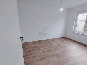 DUPLEX SPATIOS - ASFALT IN LUCRU - CURENT TRIFAZAT - imagine 6