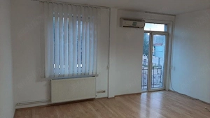 Închiriez 3 camere Chirigiu - imagine 4