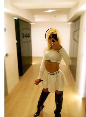 Escorta Feminină și )loopSexy și Show WEBJucăușă 