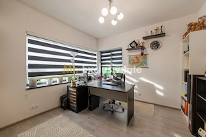 Casa moderna, constructie solida -view panoramic -Mioveni-Arges! - imagine 5