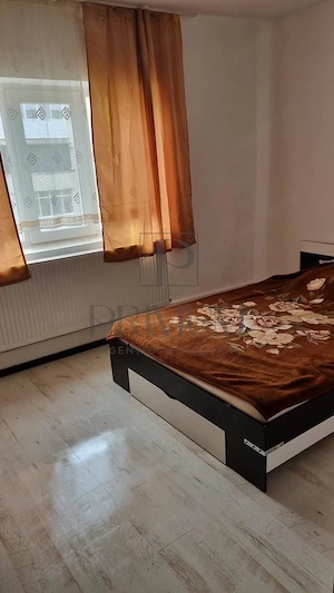 Dambovita - 2 Camere - Centrala proprie - Etaj intermediar - Boxa in CF - imagine 5