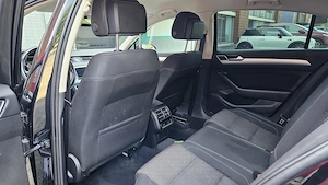 Proprietar vand VW Passat B8 2017   2.0 TDI 150 CP   DSG - 156000KM - imagine 4