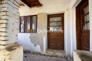 Casa cu teren de 1.200 mp si livada–Badesti, comuna Pietrosani, Arges - imagine 6