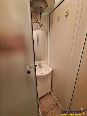 Pet friendly! Garsoniera cocheta de inchiriat, Tractorul, Brasov - imagine 4