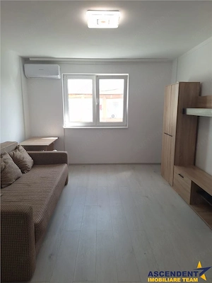 Pet friendly! Garsoniera cocheta de inchiriat, Tractorul, Brasov - imagine 9