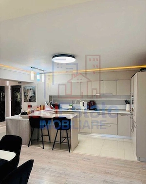 Apartament 4 camere Palas - imagine 5