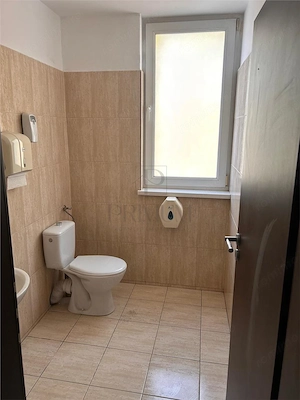 Spatiu comercial - zona excelenta - vizibilitate buna - centrala proprie - aer conditionat - imagine 6