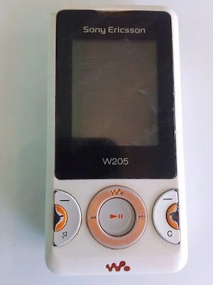 vând telefon mobil Sony Ericsson 