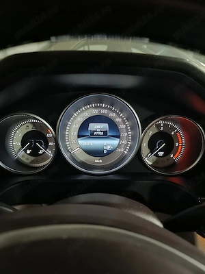 Vând Mercedes-Benz E 220 - imagine 5