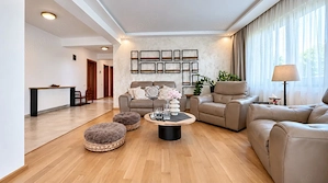 Vila unicat de inchiriat | Otopeni | 360 mp utili | Teren 900 mp | 8 camere | 