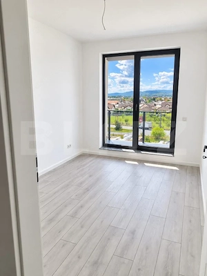 Apartament spațios cu 3 camere și 2 băi, ideal pentru familie - imagine 7