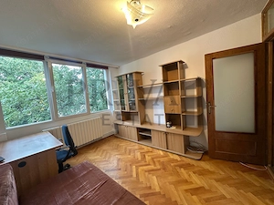 Apartament decomandat 4 camere, 2 bai, etaj 3, Profi Sagului