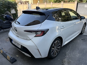 Toyota Corolla Bitone Hibrid 2.0 180 CP hatchback - imagine 3