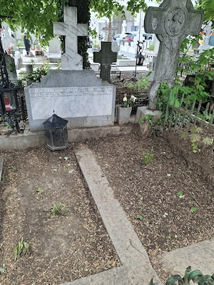 Loc veci pe pamant - Cimitir Sf Vineri