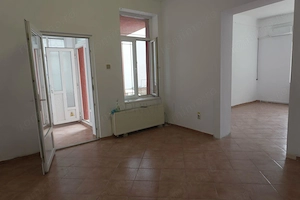 Spatiu comercial - zona excelenta - centrala proprie - aer conditionat - 60 mp - imagine 5