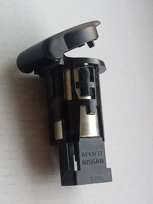 Priza auto 12 V 120W  Dacia / Renault 253312923R. Nou si original RENAULT. - imagine 2