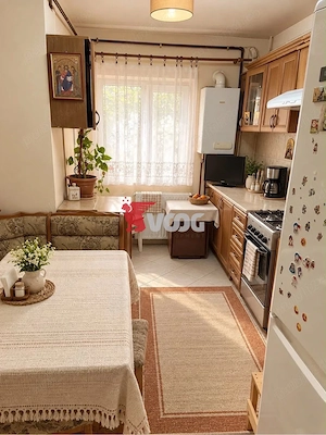 Apartament 3 camere, 2 băi, 65 mp, centrală proprie – Zona Soarelui - imagine 2