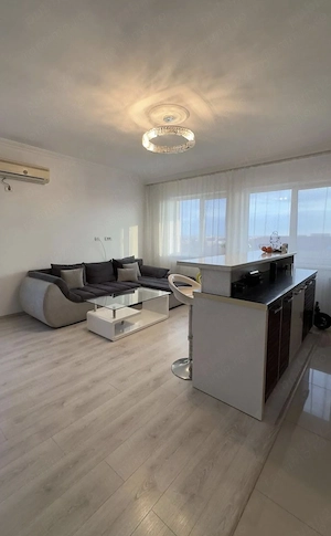 Apartament Lux  3 Camere Decomandat Loc De Parcare Bloc Nou Zona Girocului 