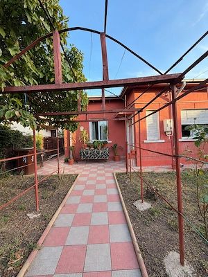 Casă 3 camere + teren 400 mp | Piata Mures, sector 1 | metrou 1 mai