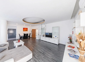 Proprietate 450 mp | Teren 1.000 mp | 7 camere | Piscina | Ideal #259; pentru clinica medical #259;  - imagine 11